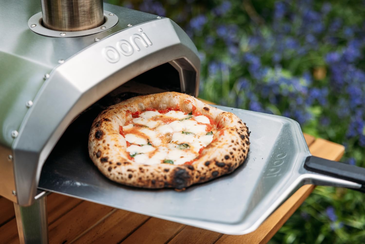 Ooni Pelle à Pizza 12” (30 cm) en Aluminium – Pelle Légère pour Enfourner et Retirer les Pizzas, Compatible avec les Fours à Pizza