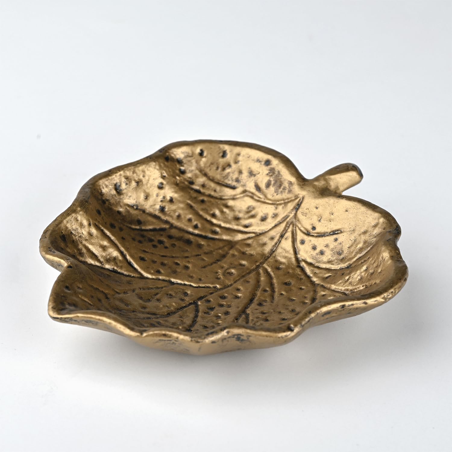ZSHAWN Decorative Leaf Jewelry Dish, Vintage Brass Cast Iron Trinket Tray