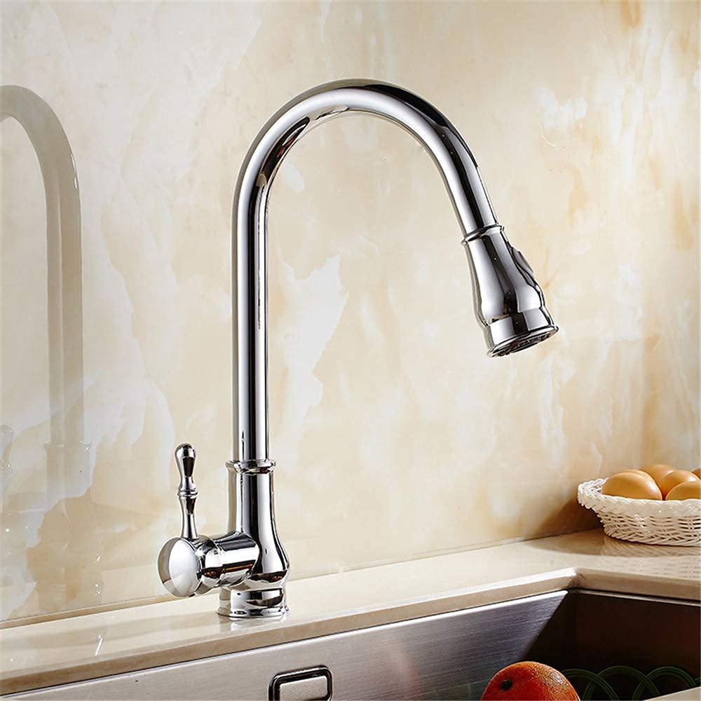 Robinet d'évier de cuisine en chrome poli au design antique et finitions raffinées