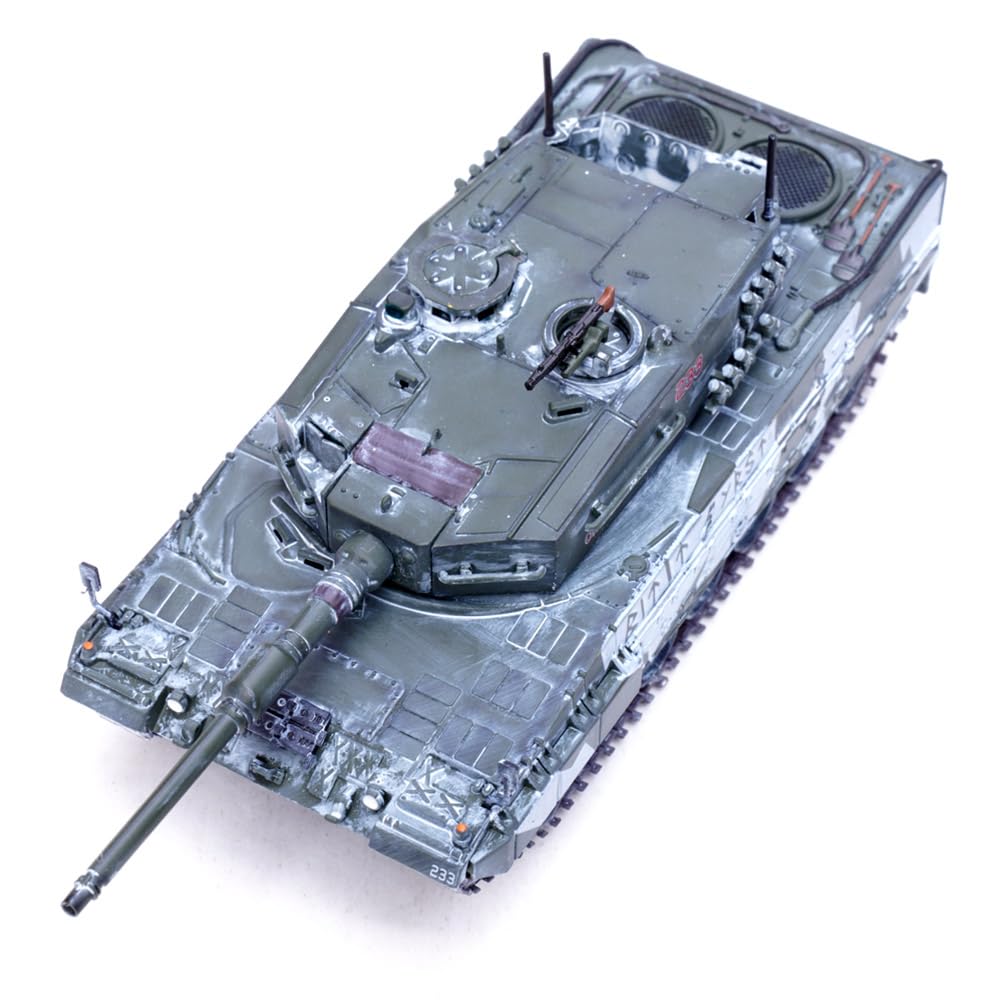 Panzerkampf | model wojskowy w skali 1:72 odlewany pod ciśnieniem | Leopard 2A4 czołg główny (z rurką) Norwegia, zimowy kamuflaż | Model 12226PF