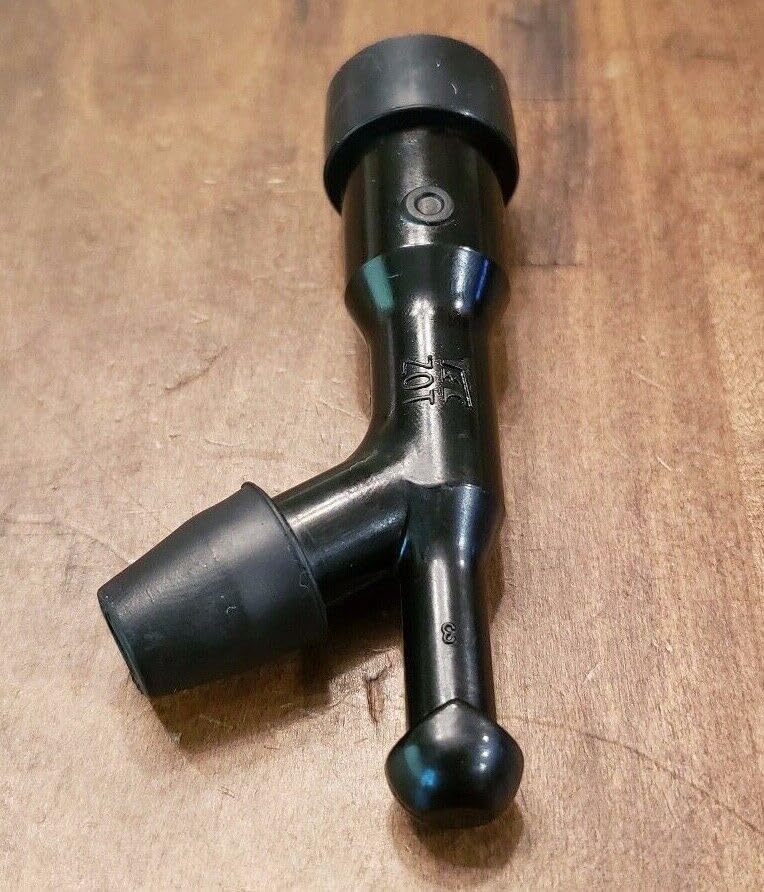 【ga】速達 Amazon.com: Genuine Spark Plug Cap Assy (Boot) GX160 GX200
