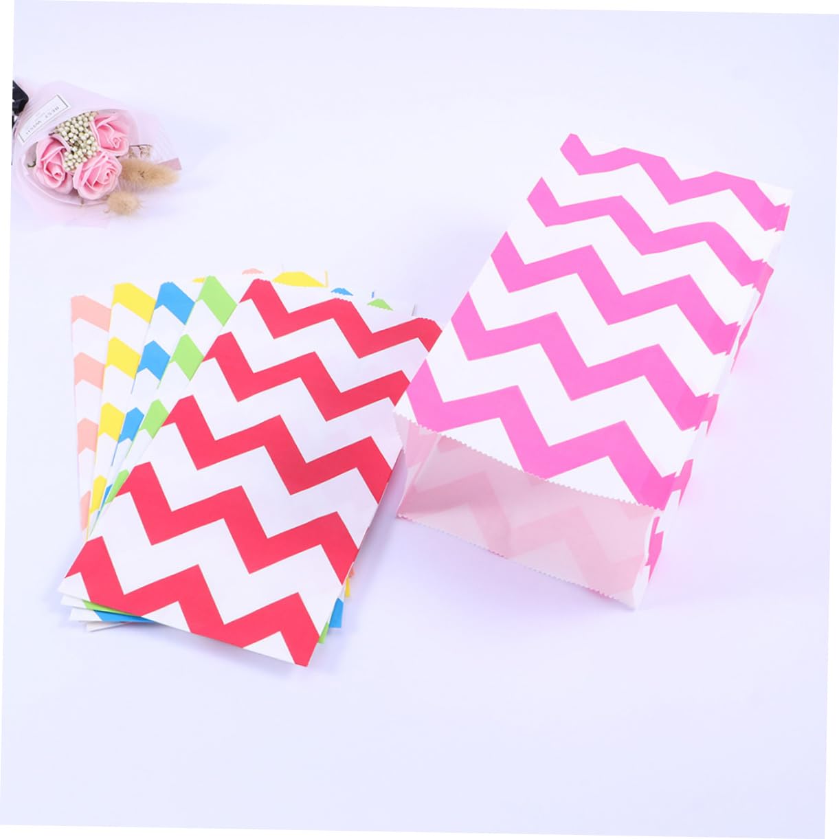 SOLUSTRE 60 Bunte Kraftpapiertüten aus Kraftpapier mit Griffen Recycelbar als Kekstüten oder Brottüten für Party und Backverpackungen