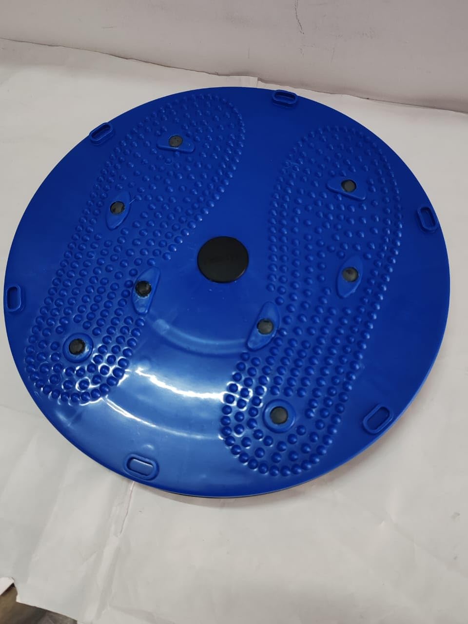 Saini_MEDICOS Tappetino per agopressione Twister Big Disc Piramide e terapia magnetica (grigio)