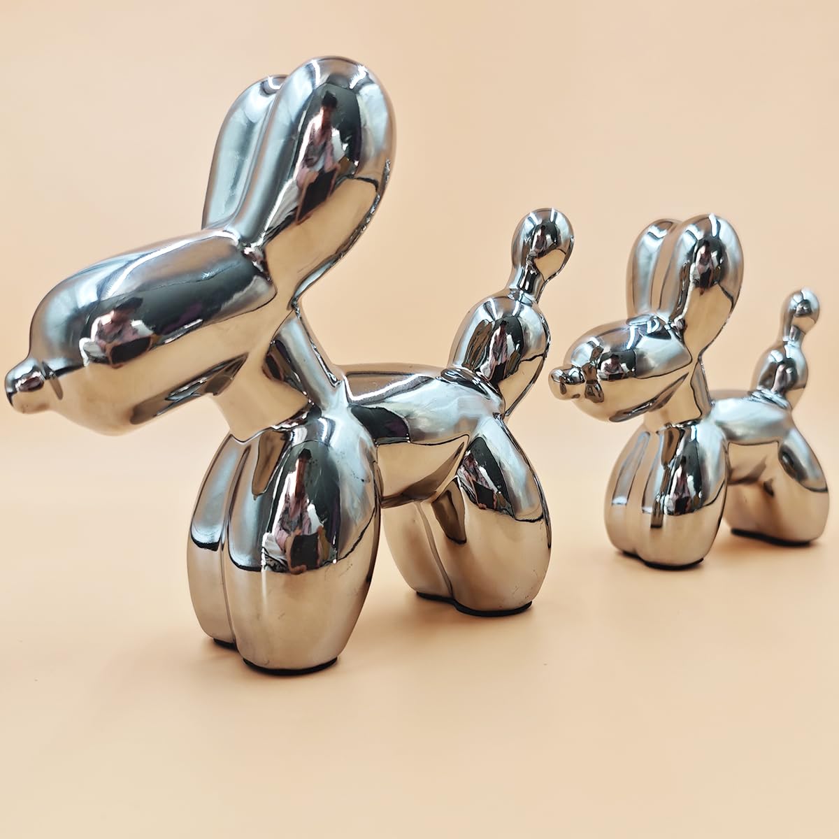 MoDERN ToYS製SILVER PET