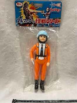 〔美品〕ブルマァク ハヤタ隊員 ソフビ ウルトラマン Yahoo!オークション - M1号 ハヤタ隊員 フジ隊員 ソフビ