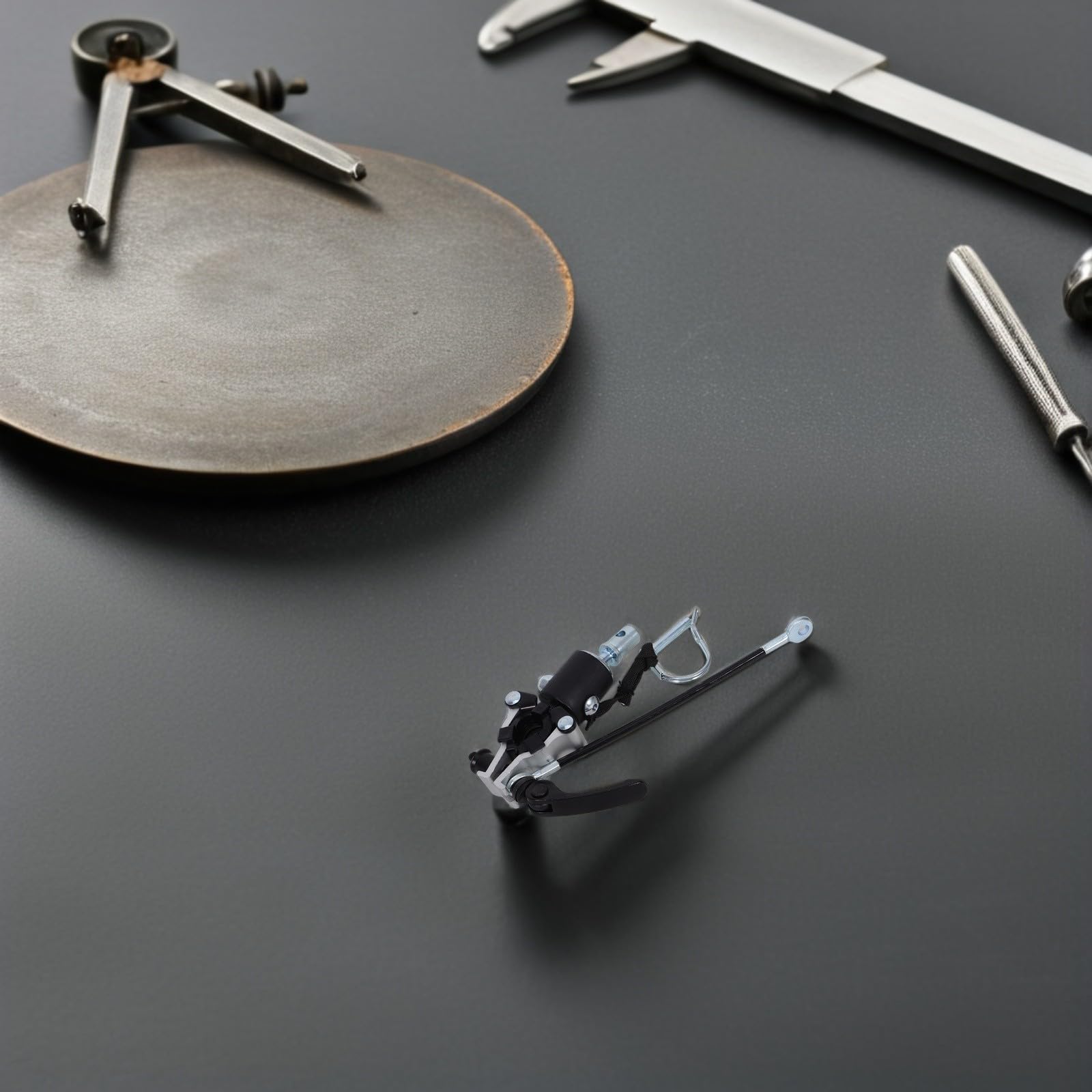 SOLUSTRE Fahrradanhängerkupplung Allgemein aus Hochfestem Material Anhängeradapter mit Schneller Montage Vibrationsarm für Lasten und Kinderfahrräder Praktischer Kupplungsverbinder