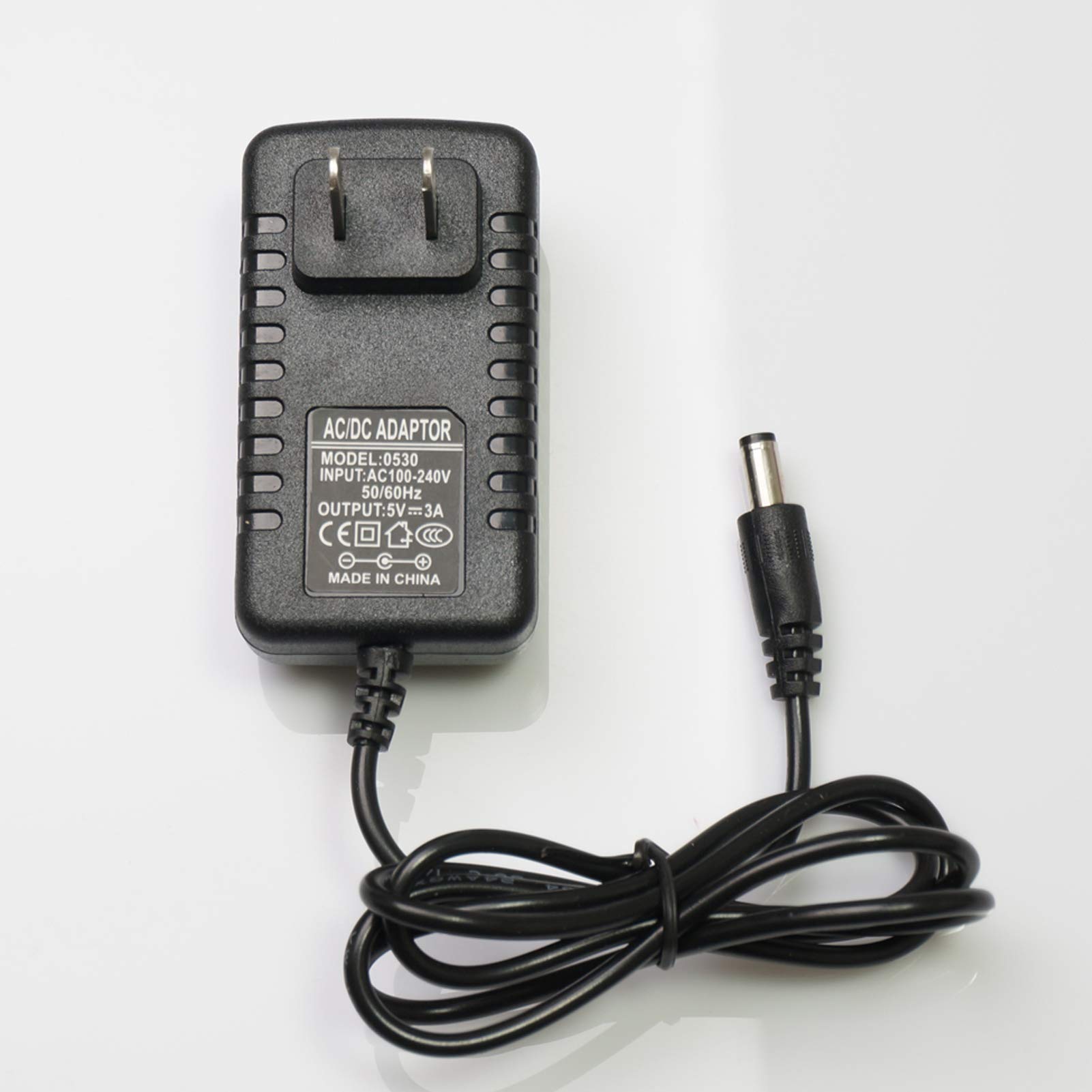 Amazon.com: AC100V-240V 轉DC 5V 3A(3000mA) 電源供應器5.5x2