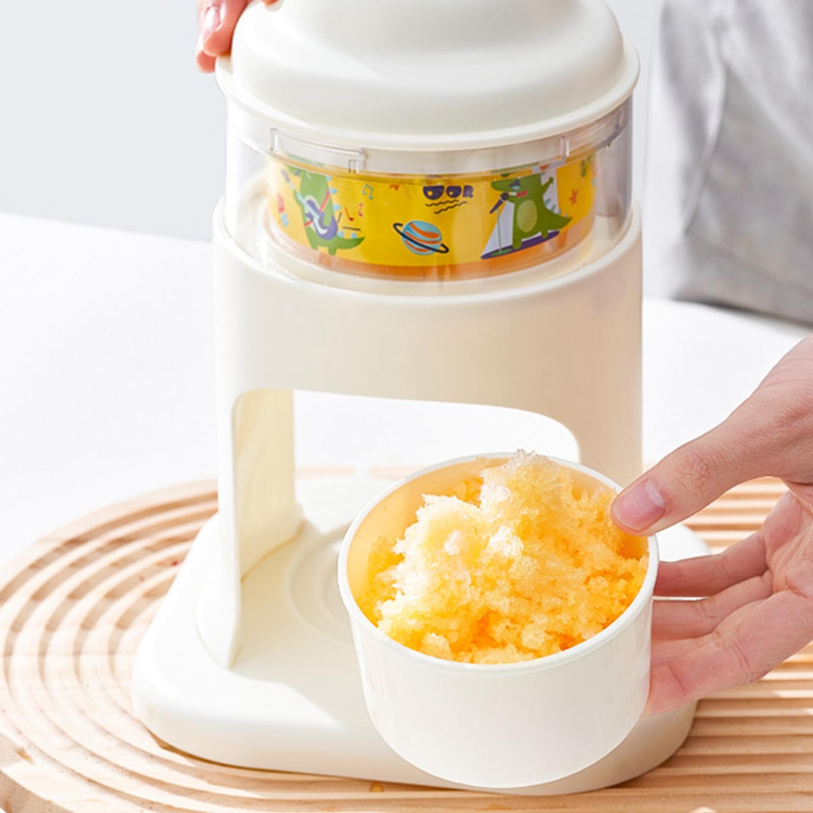 Amazon | かき氷器 手動アイスクラッシャー、ポータブル小型手動製氷機 