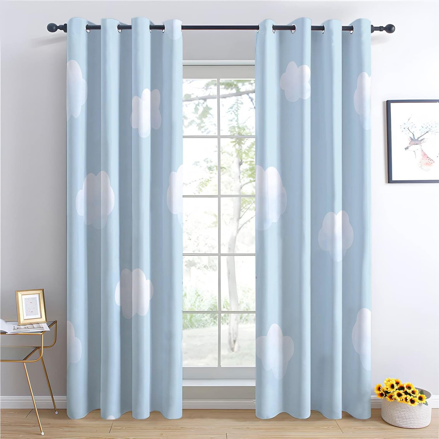 Verdunkelungsvorhang Kinderzimmer 2er Set - Vorhänge Hellblau mit Wolken, Cartoon Gardinen Blickdicht Thermovorhang Ösenschal für Babyzimmer, Schlafzimmer & Jungen/Mädchen, H 166 x B 75 cm