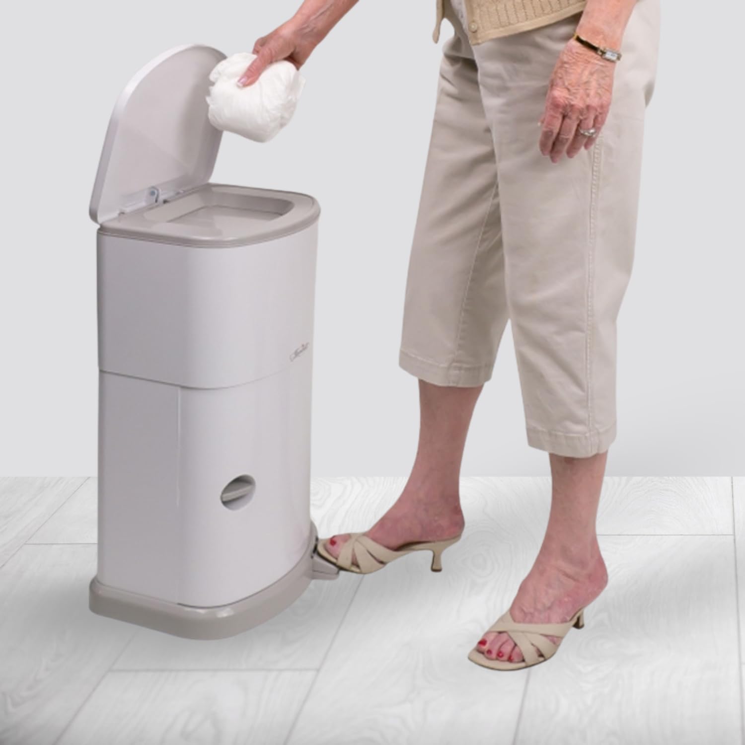 JANIBELL Akord Slim - Pattumiera per pannolini, 26 l, per adulti, sistema di rimozione dei pannolini discreto, smaltimento dei materiali per incontinenza