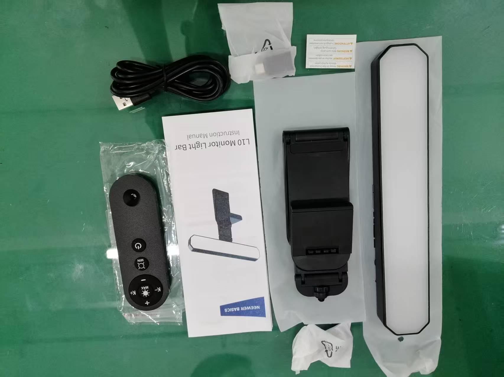 NEEWER BASICS 6W Barra Luce Monitor con Stand/Telecomando/Controllo Touch, Lampada LED Dimmerabile Bicolore per Casa Scrivania Ufficio Videoconferenza Computer Laptop Webcam Zoom Stream Lettura, L10