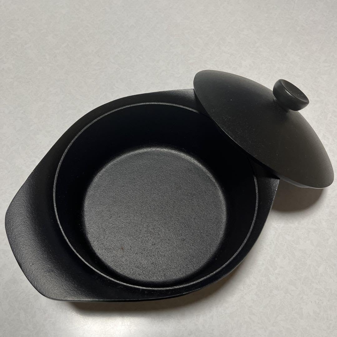 柳宗理　南部鉄器　鉄鍋深型　22㎝　TEKKI Amazon | 柳宗理 南部鉄器 鉄鍋深型 22㎝ TEKKI | ノーブランド