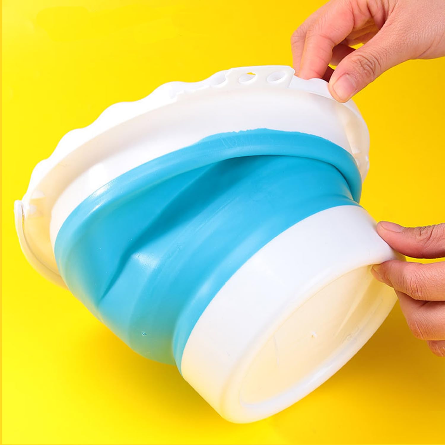 CHAOFAN 2 Pack Round Folding Paint Water Bucket with Pen Holder Portable Mini Buckets Painting Brush Bucket for Child,Beach Painting,High Capacity Fishing Bucket (Yellow)