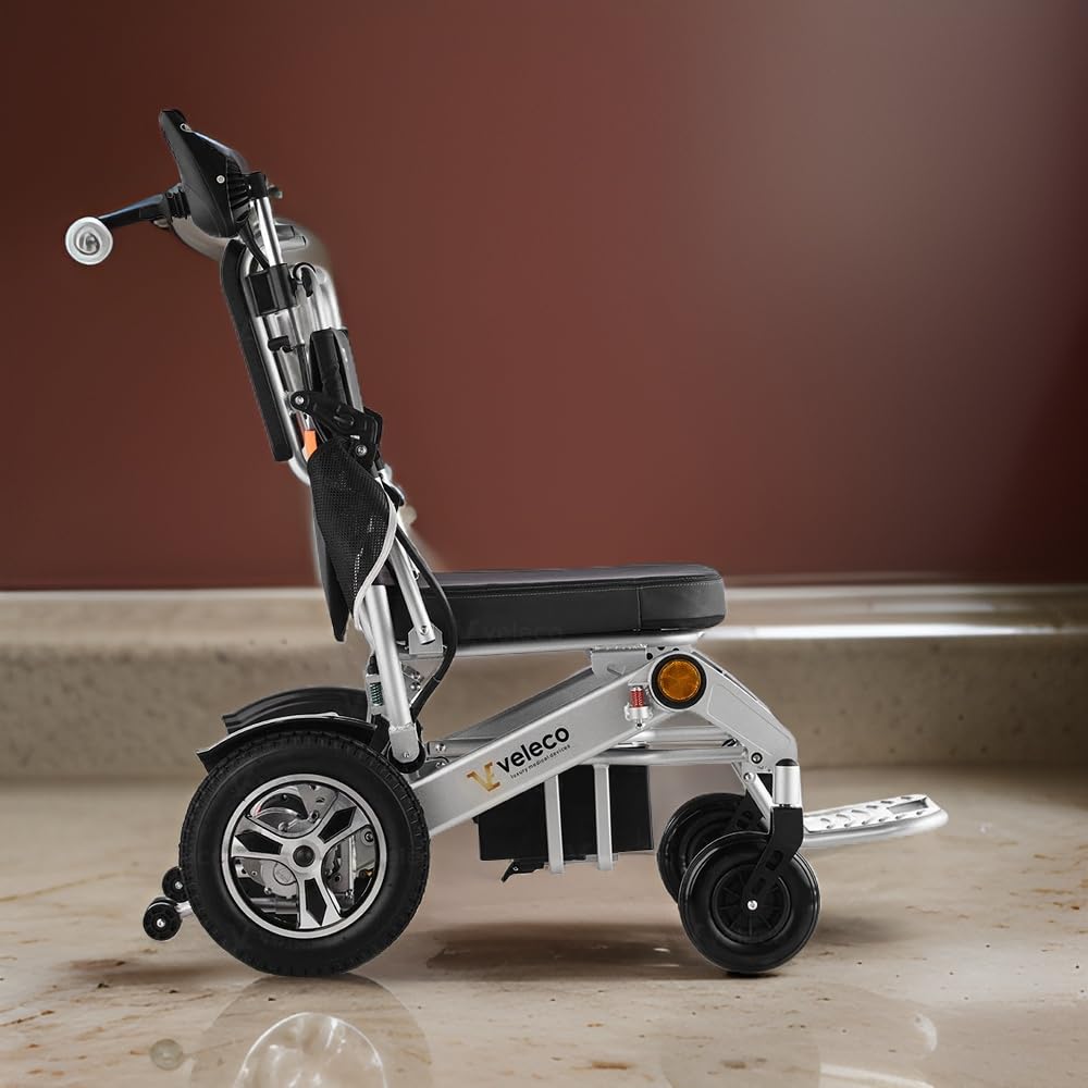 COSMO: silla de ruedas eléctrica ultraligera plegable con joystick de fácil manejo