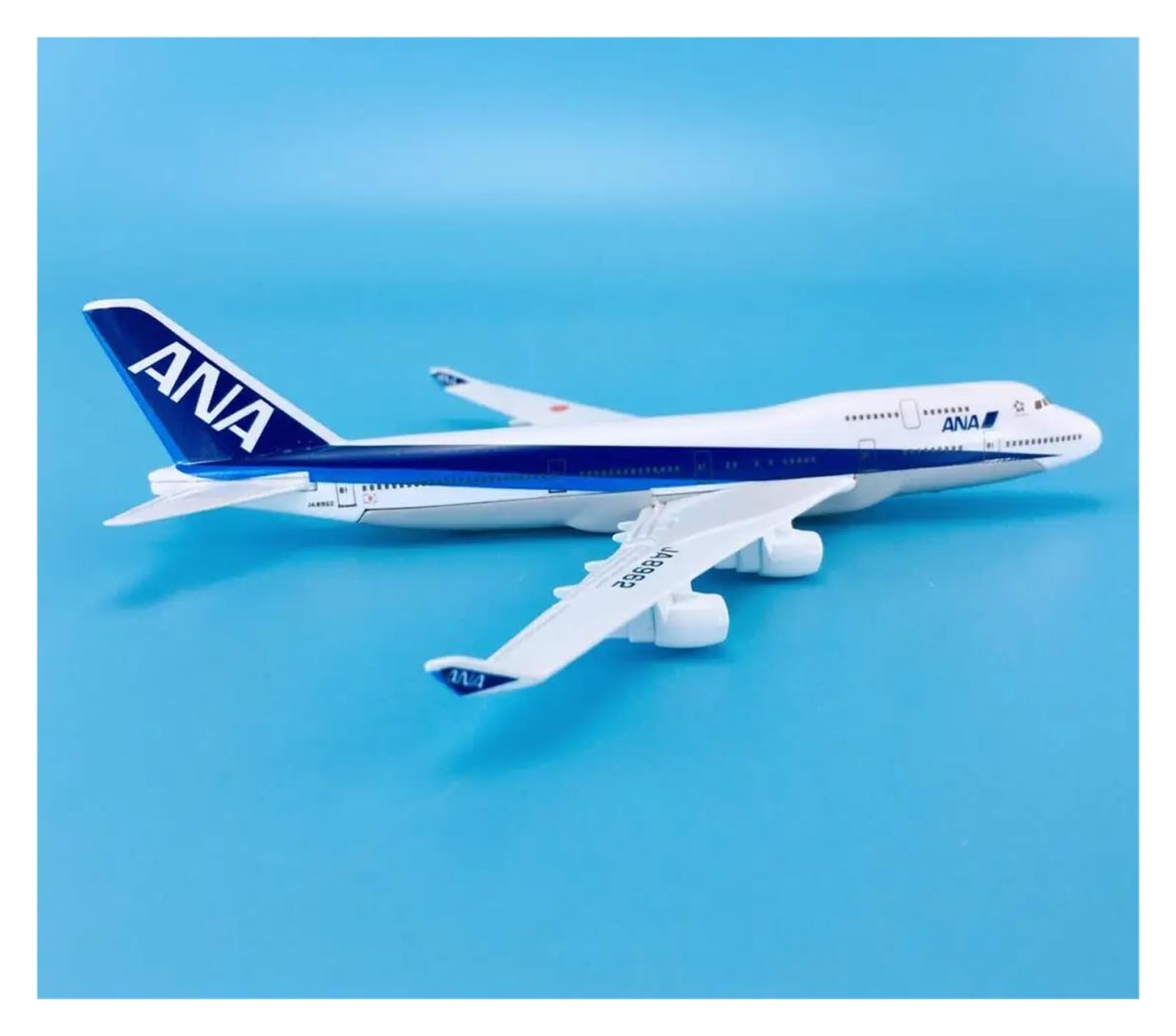 【希少】ANA B747-400 特別塗装 1:400 ダイキャストモデル 希少】ANA B747-400 特別塗装 1:400 ダイキャストモデル - メルカリ