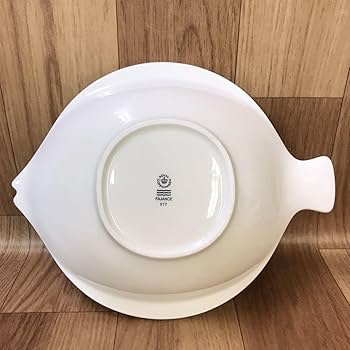ロイヤルコペンハーゲン人気のフィッシュ型小皿　白とグレーの2枚セット Amazon.co.jp: ROYAL COPENHAGEN ロイヤルコペンハーゲン