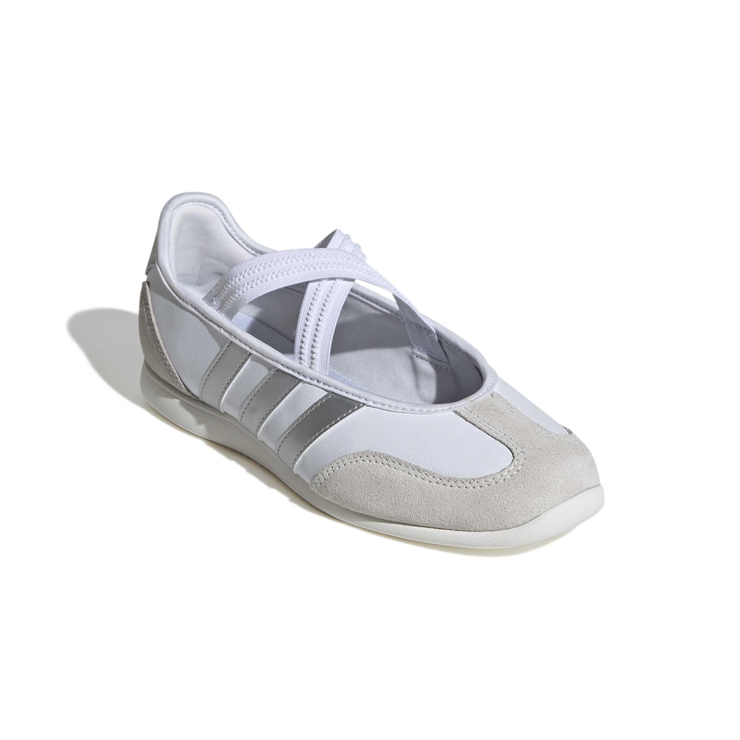 adidas Women's BARREDA Mary Jane Schuh