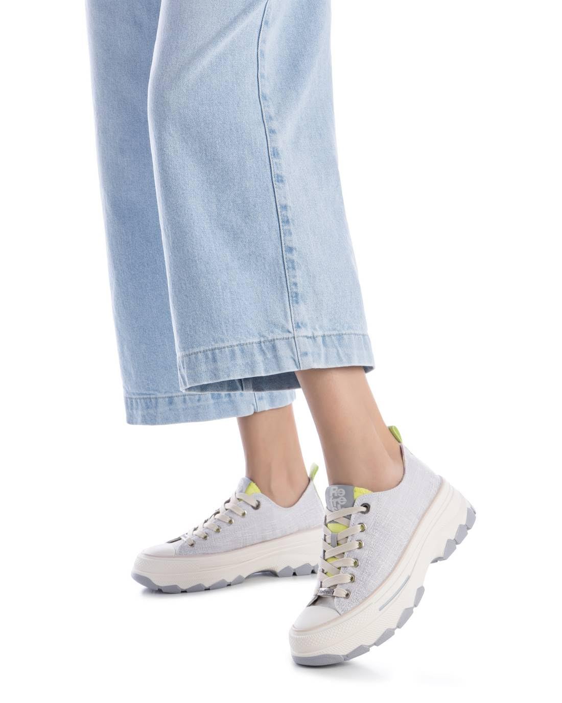 REFRESH - Zapatilla Mujer - Calzado Cómodo y Versátil - Moda Casual