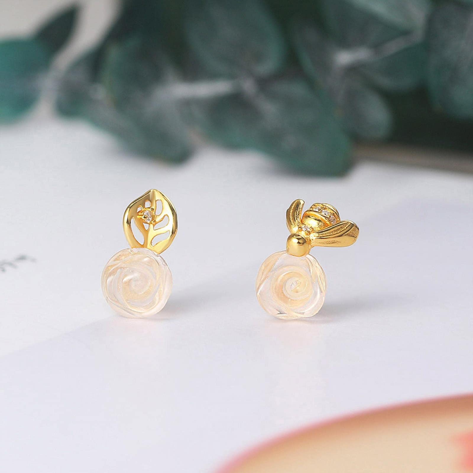 LOKILOKI Pendiente De Plata De Ley 925 para Mujer, Pendientes De Botón De Piedras Preciosas De Cuarzo Rosa Y Abeja Rosa, Joyería Fina Chapada En Oro