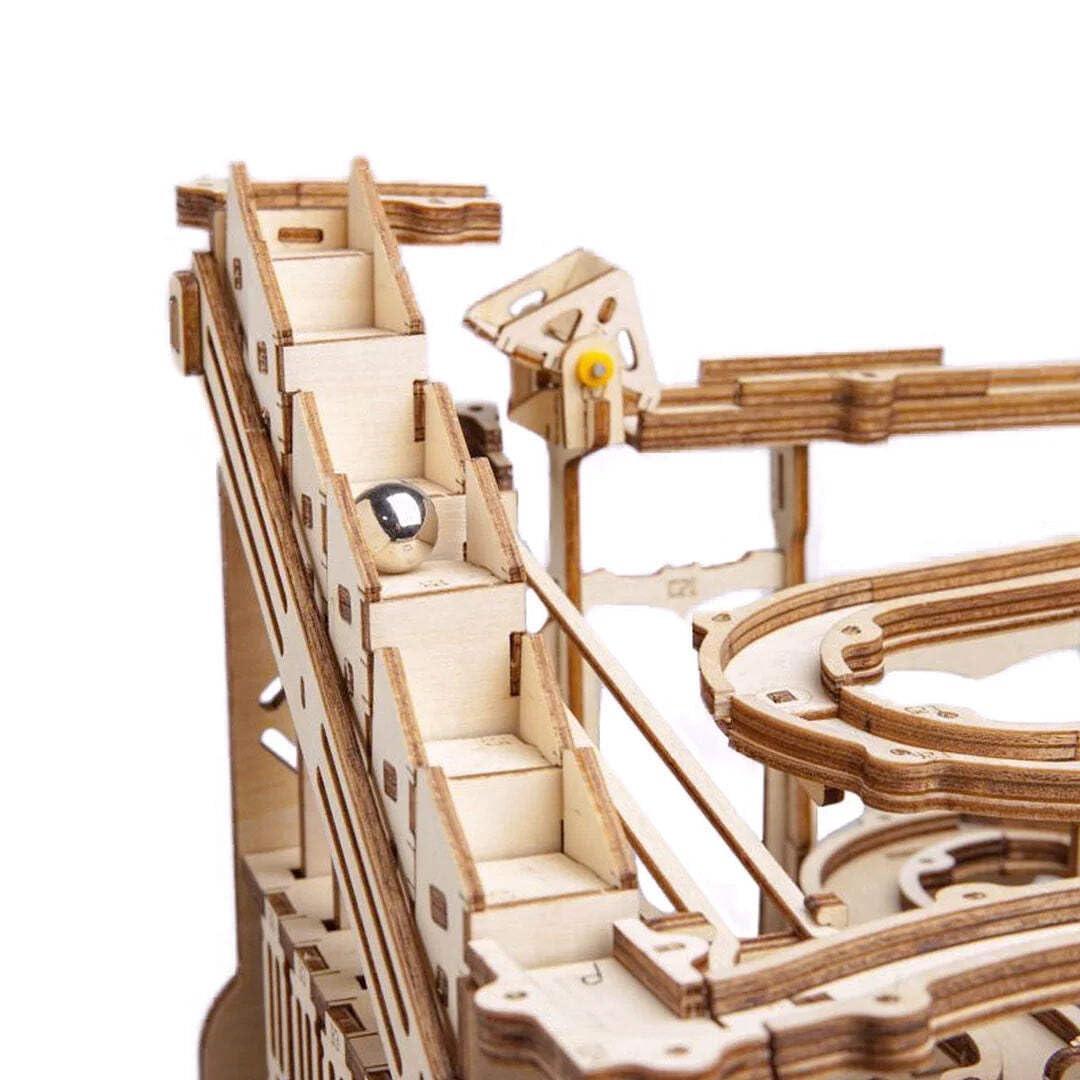 Robotime LG501 Marble Parkour Kugelbahn Bausatz aus Holz hergestellt, Maße: 25.5 x 23.5 x 18.5 cm, Teile: 254 Stück