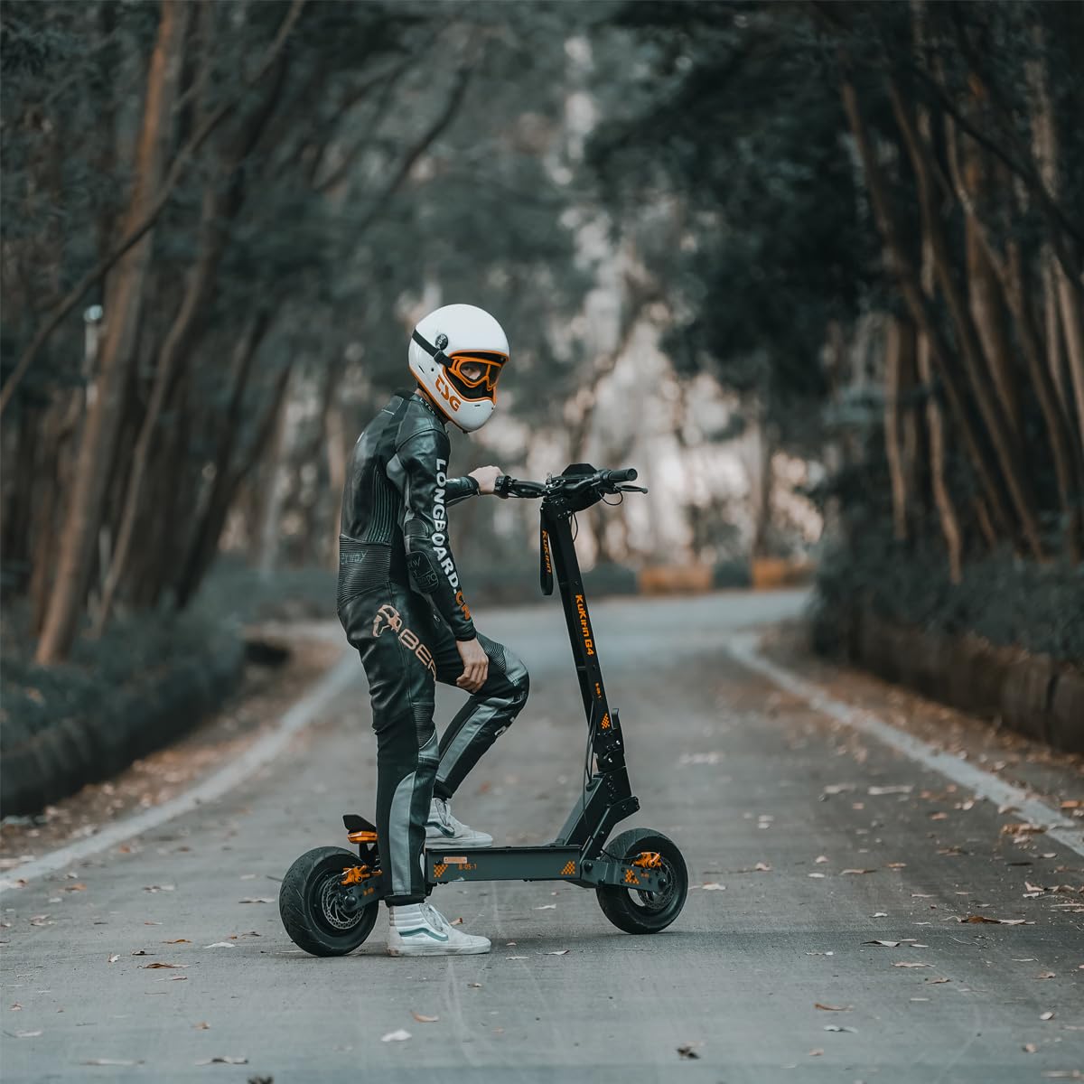 Trottinette Tout Terrain Conforme UE KuKirin G4, pour Adultes, Autonomie 75 km, Pneus 11 Pouces Robustes & Double Freinage Sécurisé