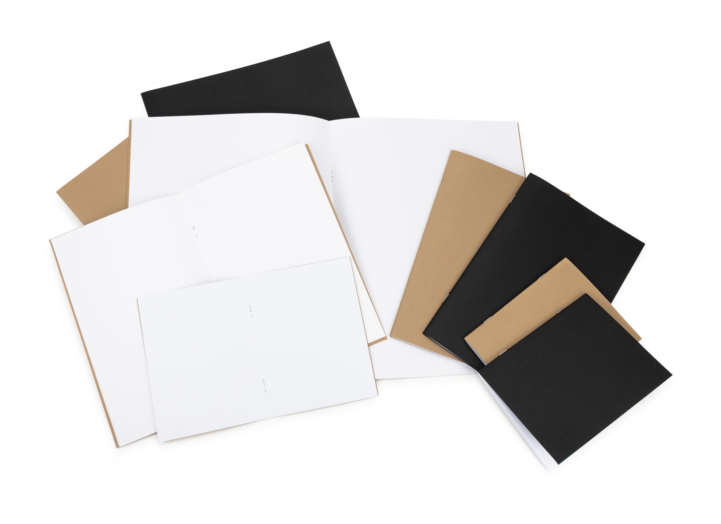 Hygloss Libros de papel kraft en blanco y libros negros, juego de 50 cuadernos sin forro para diario, bocetos, escritura, 32 páginas blancas, 5.5 x 8.5 pulgadas, 25 libros kraft y 25 libros negros