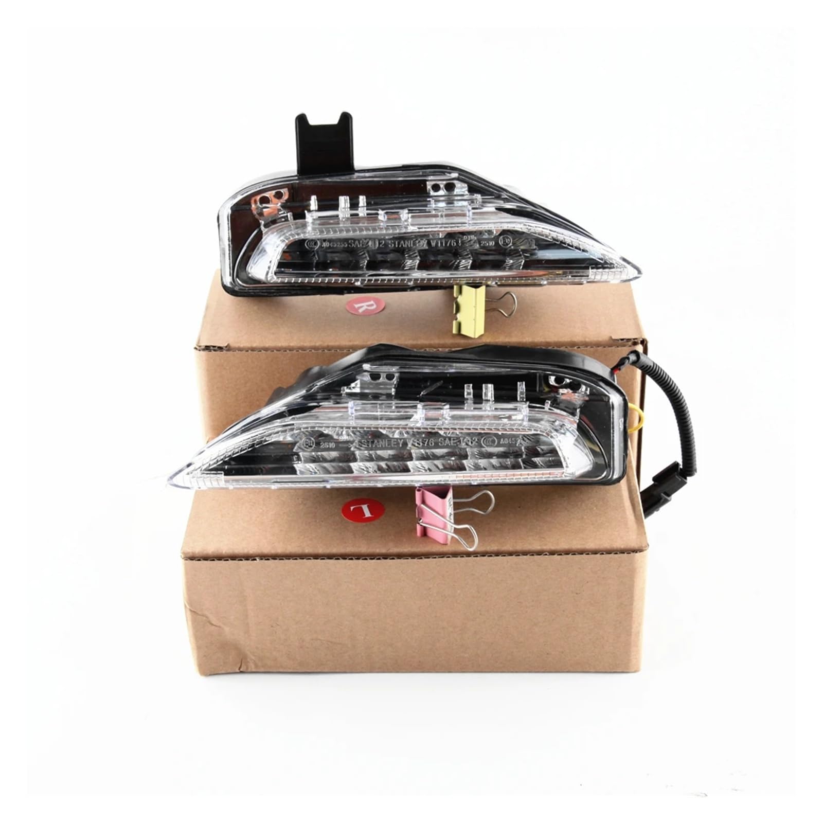 XCZPRKMXY LED DRL Daytime Running Light Front Bumper Fog Lamp Assembly with Turn Signal Accessories Compatible With Infiniti Q50 Sport 2014 2015 2016