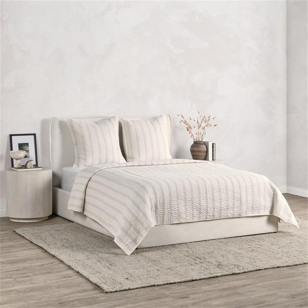 Villa by Classic Home Abraham Cotton Linen Eggshell Beige King Quilt