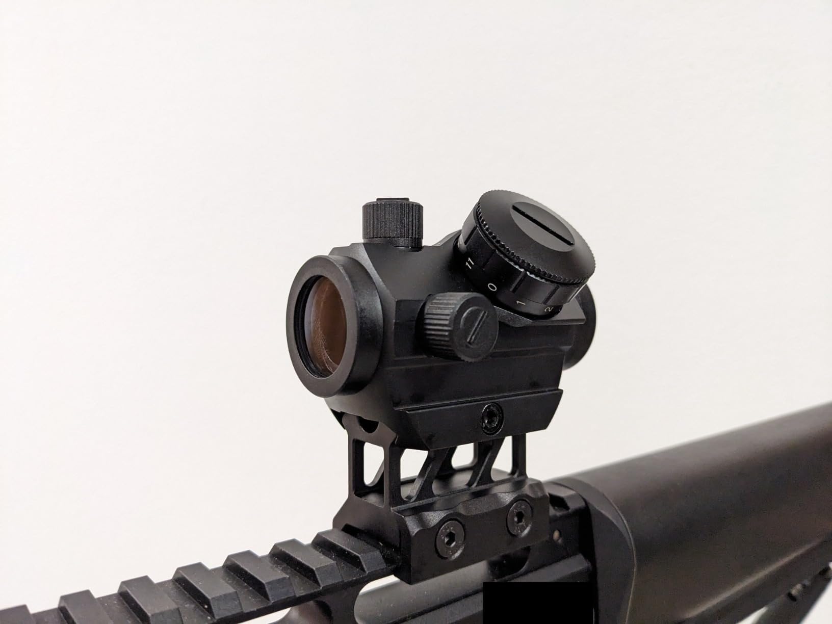 Feyachi 1 Pulgada Riser Mount, Picatinny Riser Mount para Red Dot Sights, Riflescopes, y Ópticas Sólo para Actividades Deportivas