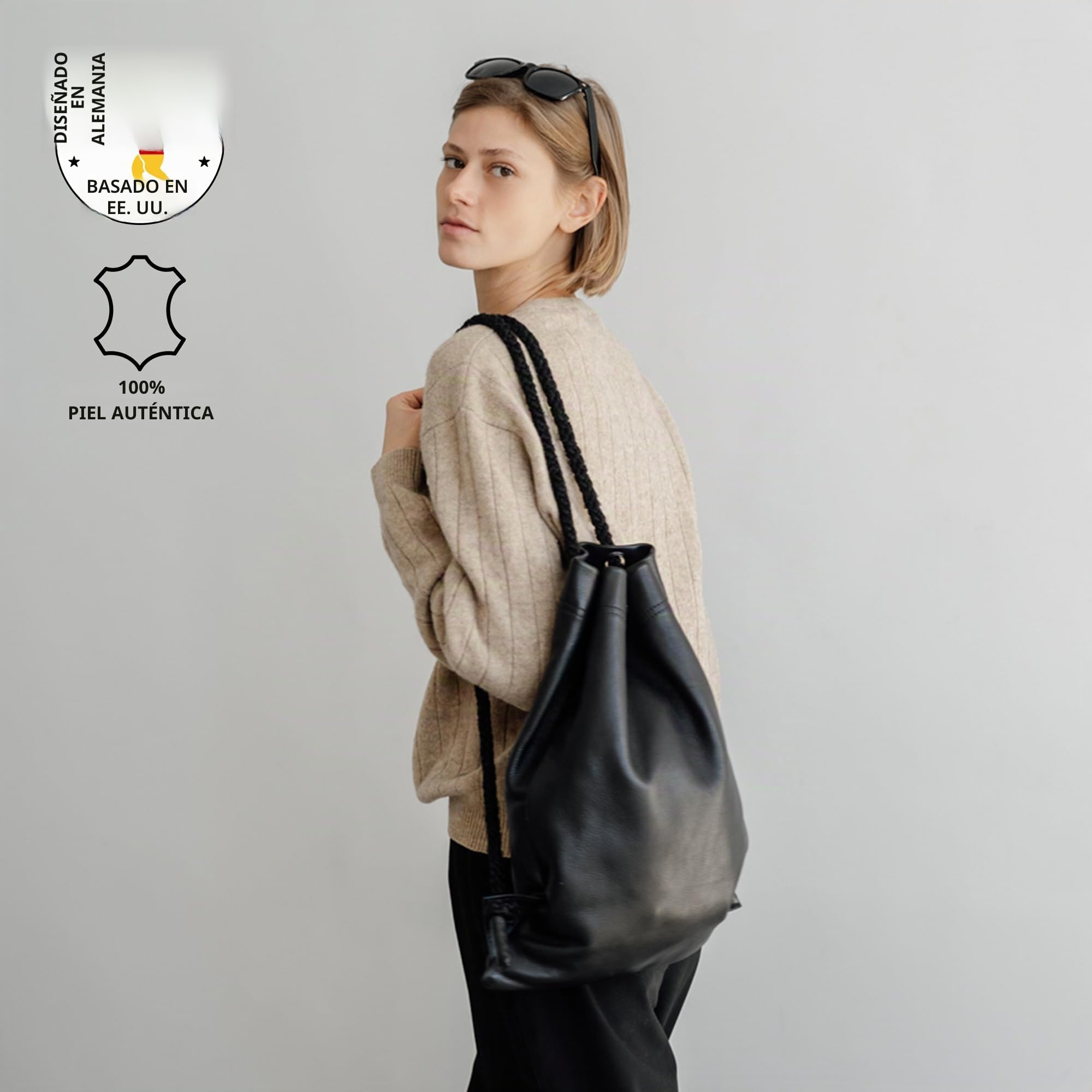 Berliner Bags Mochila de Gimnasio de Piel Auténtica 42x32 cm, Unisex con Cordón Ajustable, Forro de Algodón y Bolsillo Interior con Cremallera, Diseño Elegante - Negro
