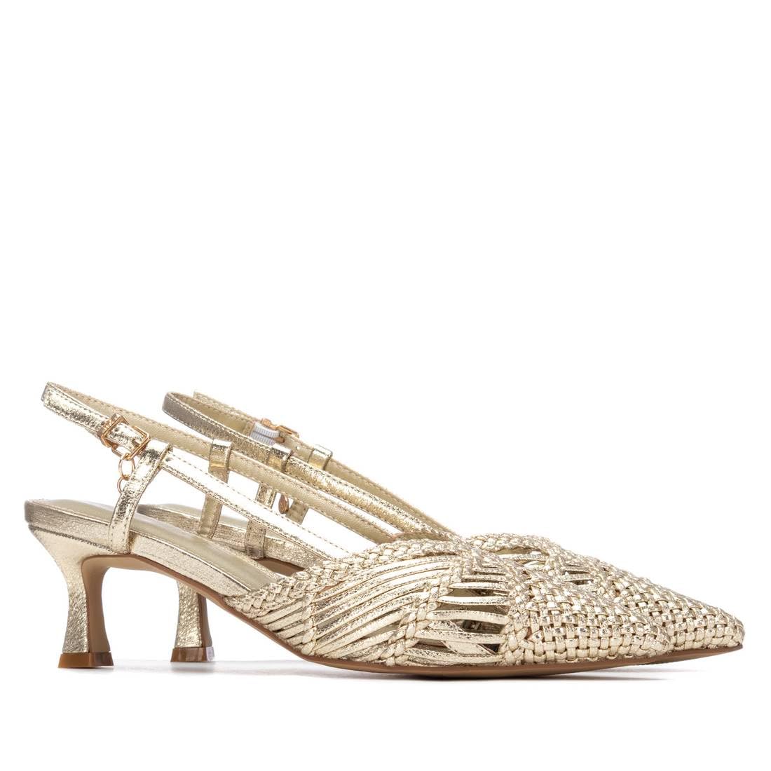 XTI - Zapatos de Salón Mujer - Calzado Cómodo y Versátil - Moda Casual