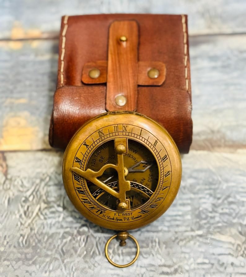 Brújula marítima de bolsillo con reloj de sol náutico de latón con estilo antiguo y estuche de cuero miniatura 1