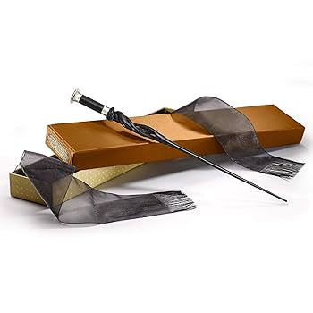 ファンタスティックビースト　黒い魔法使いの誕生　杖セット Amazon.co.jp: ファンタスティックビーストと黒い魔法使いの誕生
