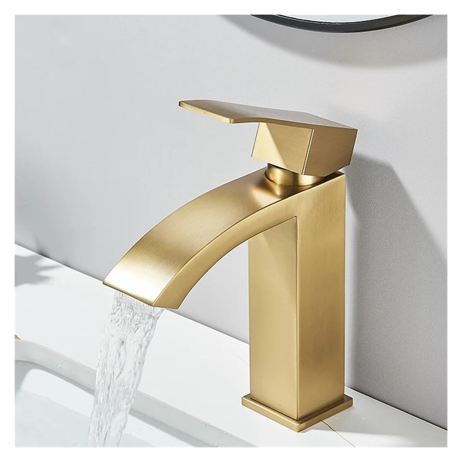 Mélangeur d'eau chaude et froide pour une salle de bain style spa