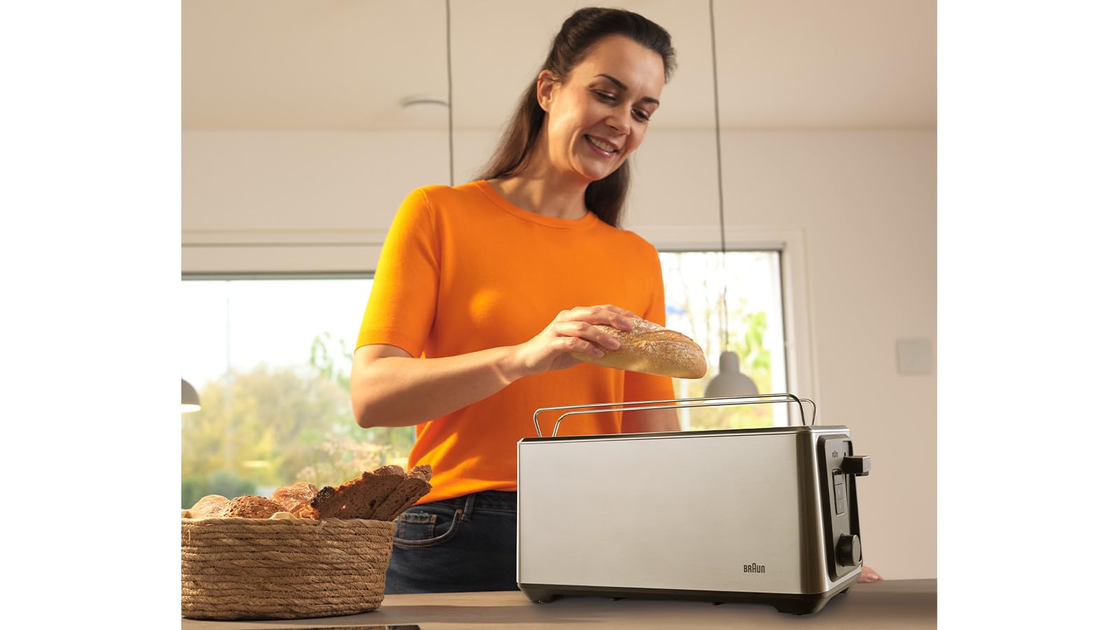 Braun Toster z długim otworem – 2 bardzo długie szczeliny, 8 poziomów opiekania, automatyczne centrowanie, Reheat+ & Defrost+, zintegrowana nasadka do bułek, EasyGrab, czarny (HT5220BK)