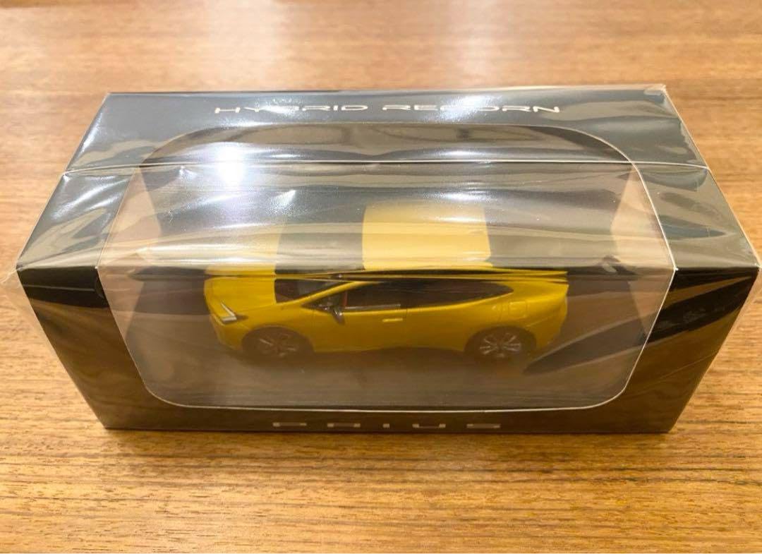 新品 希少！1/43 トヨタ純正 新型トヨタ プリウス マスタード イエロー Amazon.co.jp: 希少 1 43 トヨタ純正 新型トヨタ プリウス