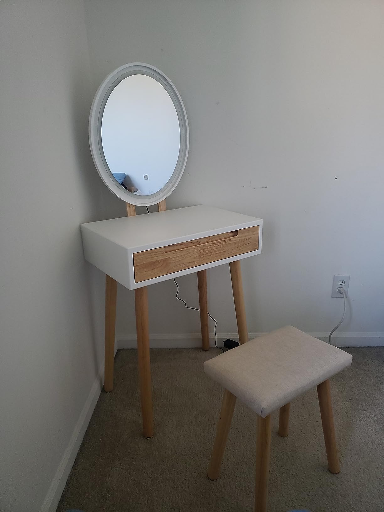 27/mo Finance YOURLITE Makeup Vanity Table Set with 3 Modes