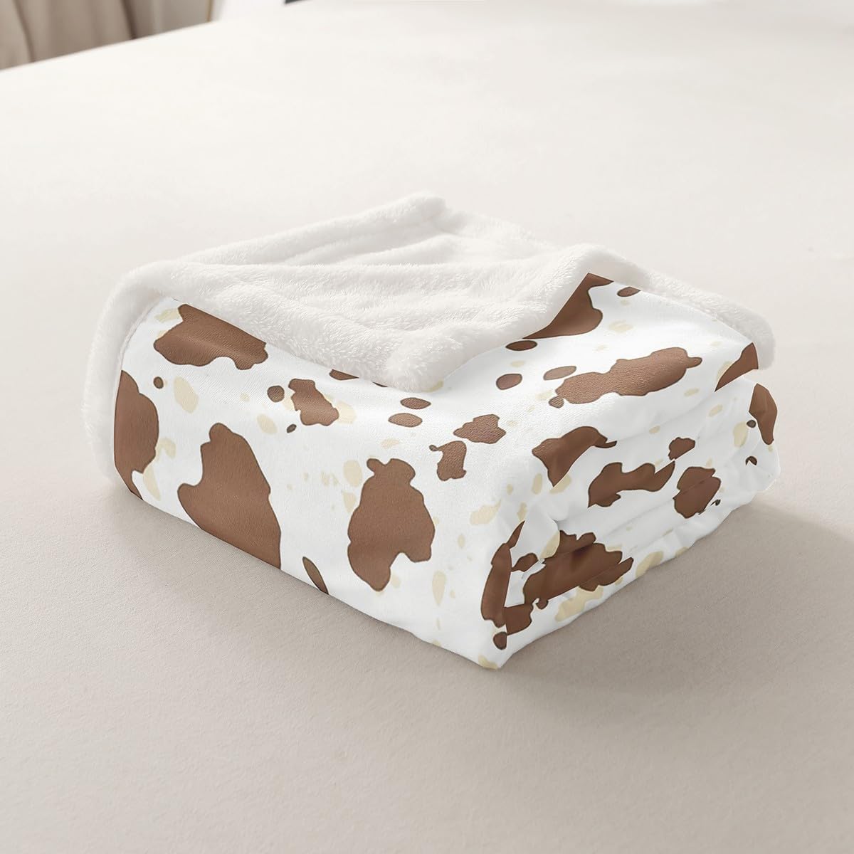 Rustic Cowhide Fleece Blanket,Farmhouse Brown Beige Cow Fur Print Bed Blanket for Kids Teens,Western Cowboy Animal Skin Graffiti Flannel Blanket for Room Decor,Queen 90"x90"