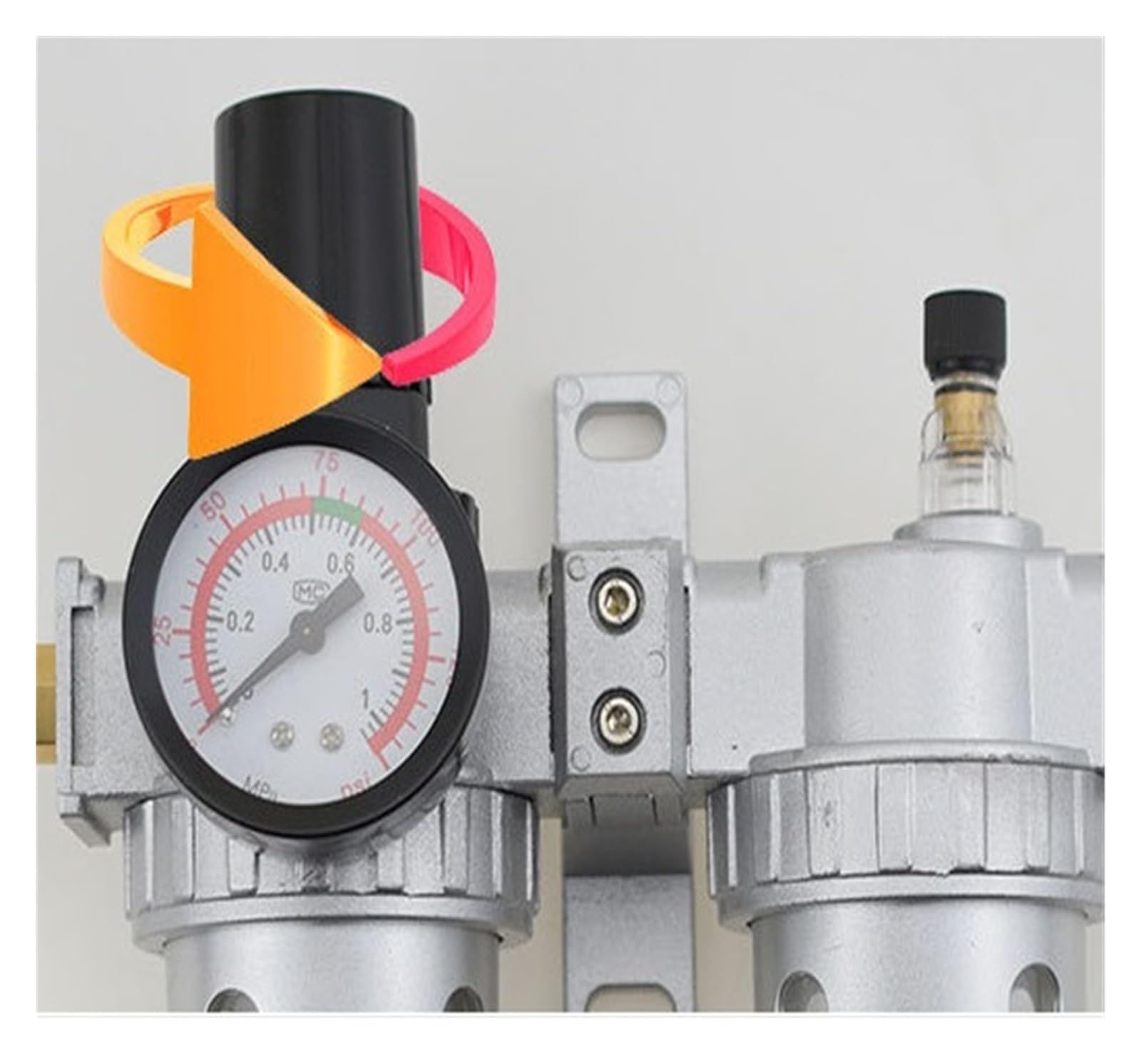 Regolatore di pressione. Unità Di Regolazione Del Filtro 'aria Pneumatica Trattamento A Fonte D'aria For Compressore E Uso Industriale(SFC200)