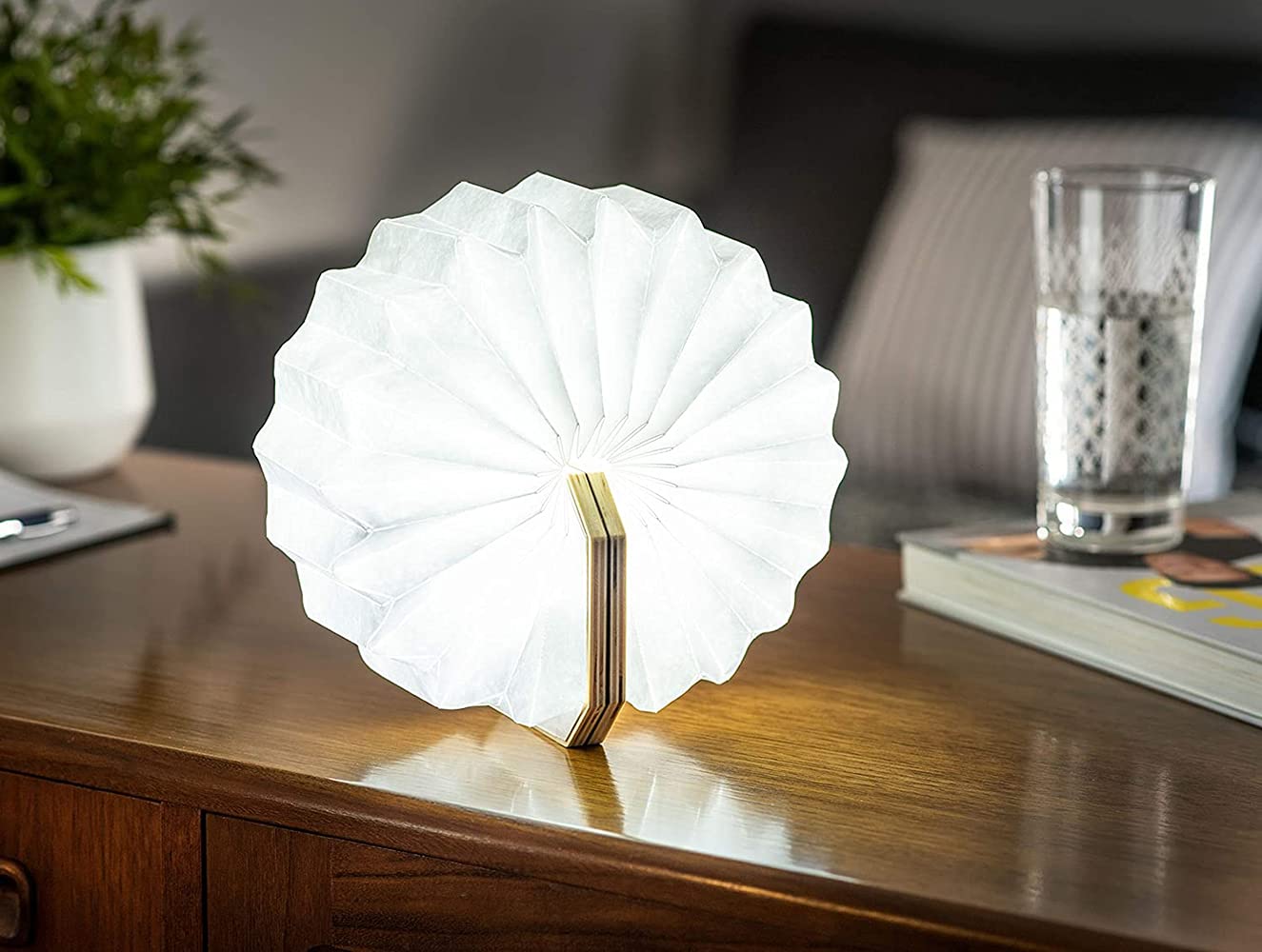 Gingko SMART ACCORDION LAMP WALNUT