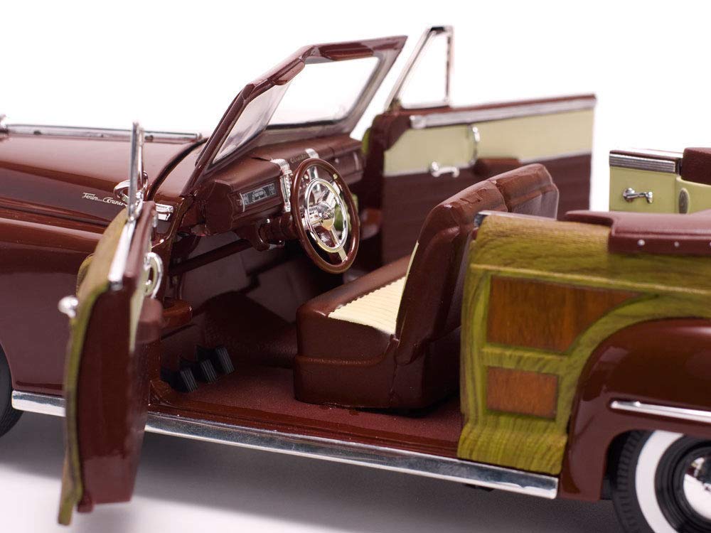 Chrysler Town and Country 1948 brązowy/woody, model samochodu 1:18