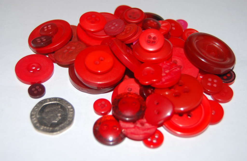 Celloexpress Red Buttons - Mixed Sizes Of Plain Buttons For Sewing Crafting Scrapbooks Art (Pack Of 50G)