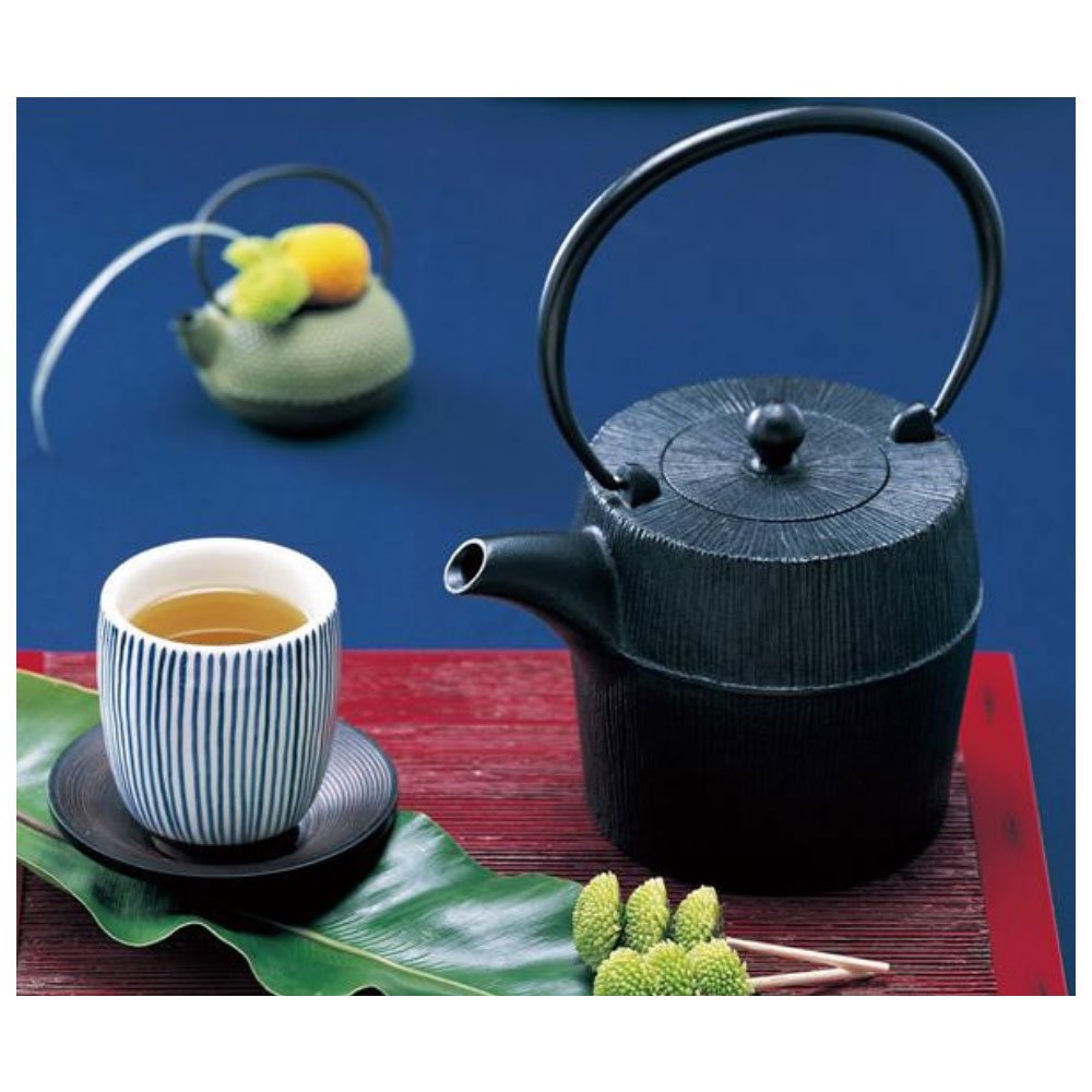 5点セット　鉄瓶　詳細に記載 Amazon｜ワールドクリエイト 藍花 鉄瓶 和食器 南部鉄器 茶こし付き