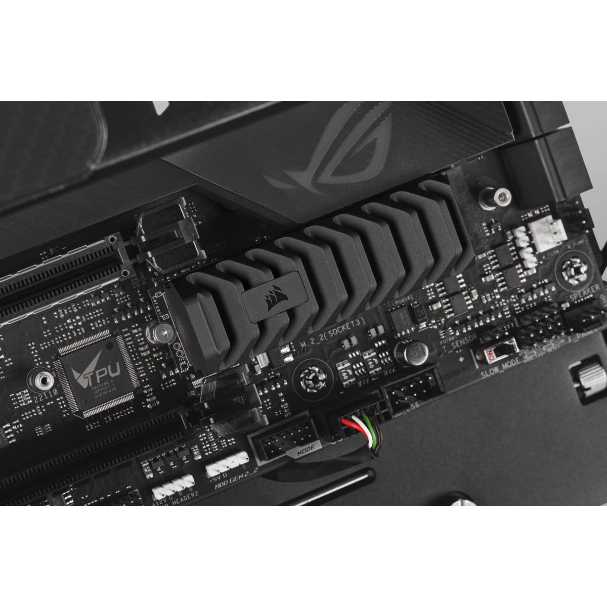Corsair Mp600 Pro Xt - Ssd - Crittografato - 2 Tb - Interno - M.2 2280 - Pcie 4.0 X4 (nvme)