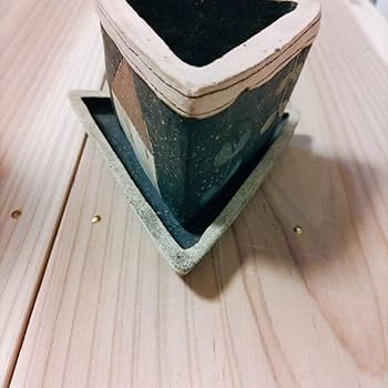 笠間焼　作家　長田さん 長田恵さん 珍しい作品が入ってきましたよ。見ていると嬉しい