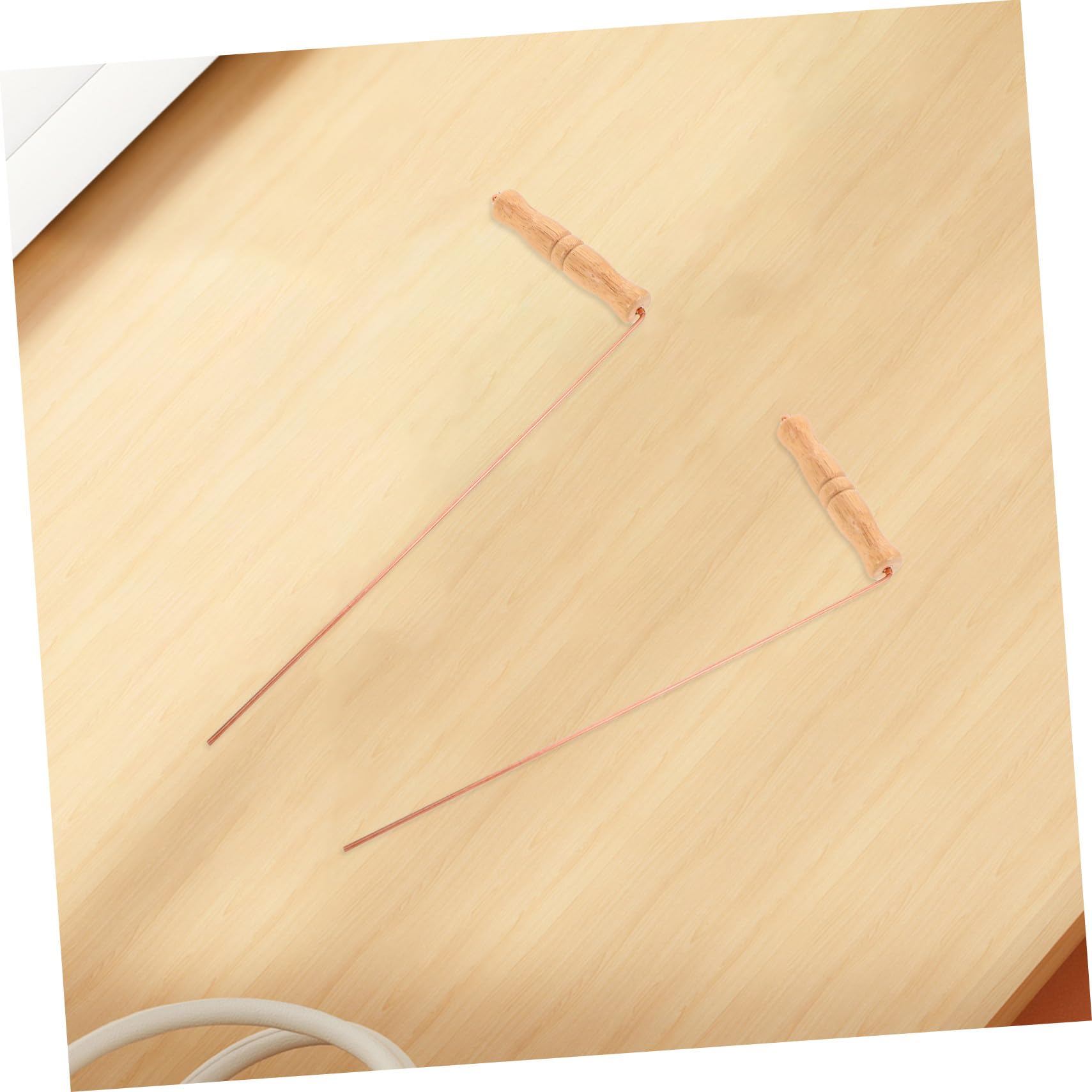 TOYANDONA 2 Pièces Baguettes de Sourcier en Cuivre Pur, Outils de Divination Portables et Fiables, Matériel en Bois et Laiton, pour Chasse Fantôme et Prospection d'or
