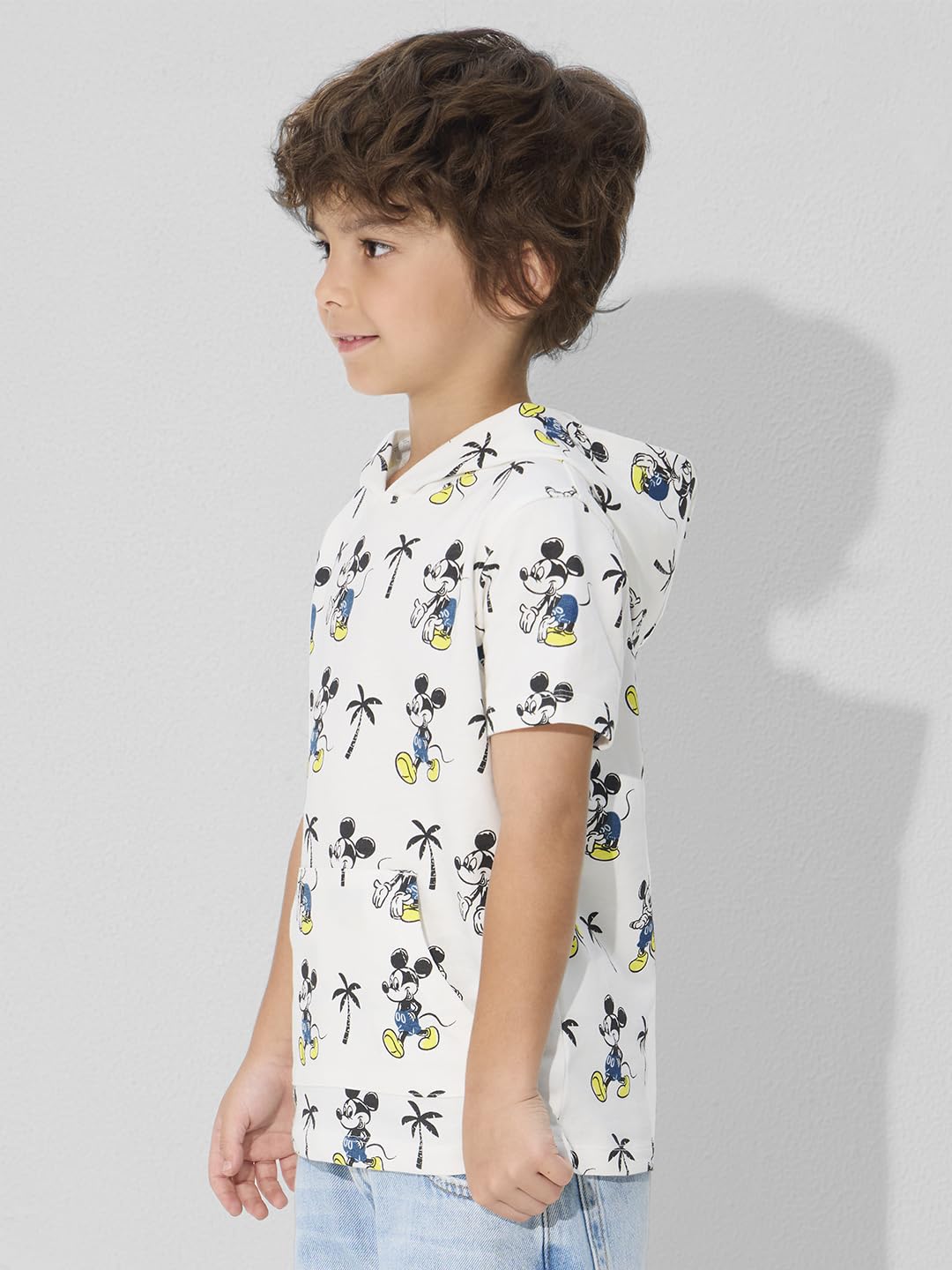 The Souled Store Mickey Mouse Beach Vibes Niños Manga Corta Blanco Allover Impreso Algodón Camisetas con Capucha