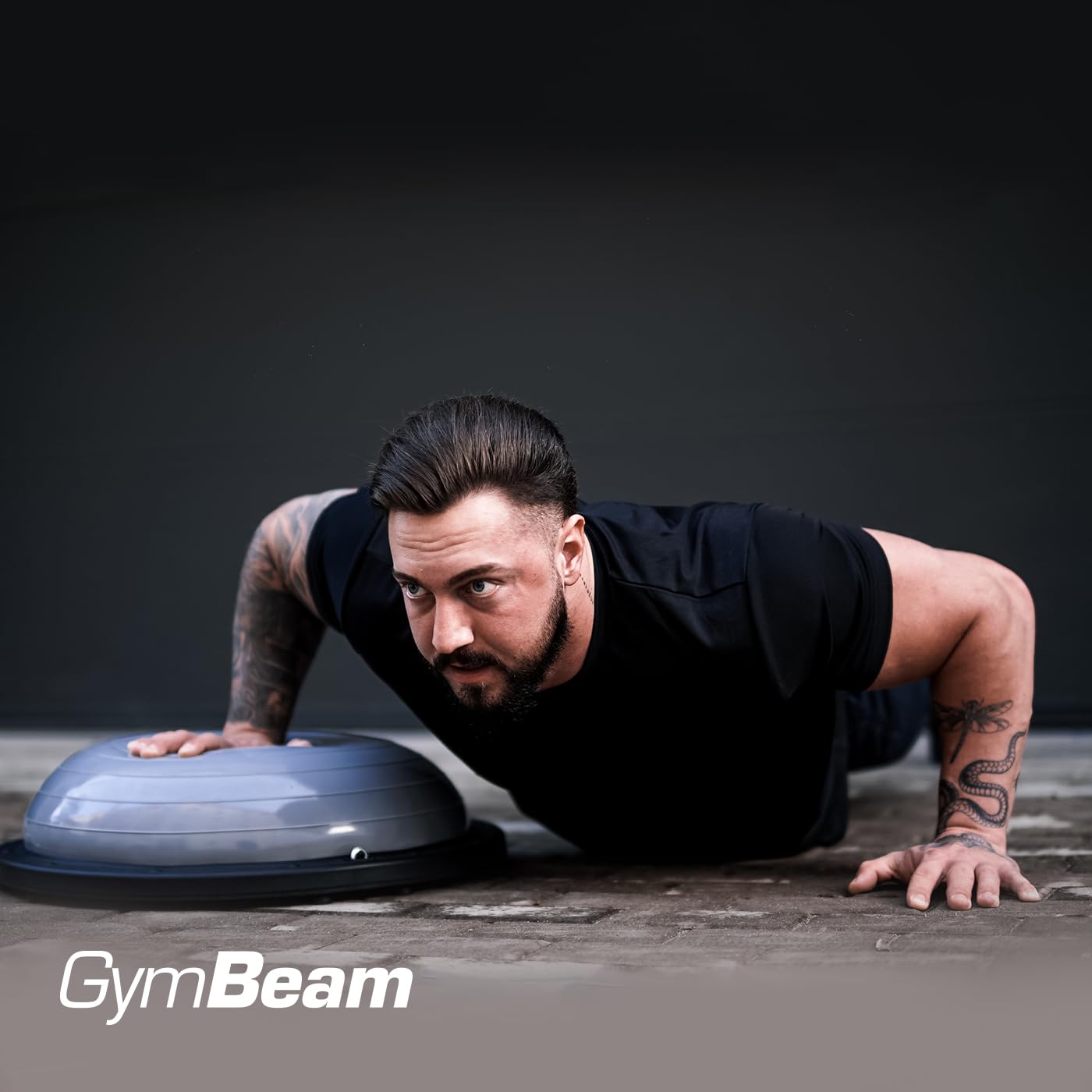 GymBeam Half Balance Ball, Palla per Equilibrio Multifunzionale, Capacità Massima di 150 kg, Balance Ball a Mezza Sfera per Allenamenti in Casa, Migliora la Stabilità e la Postura