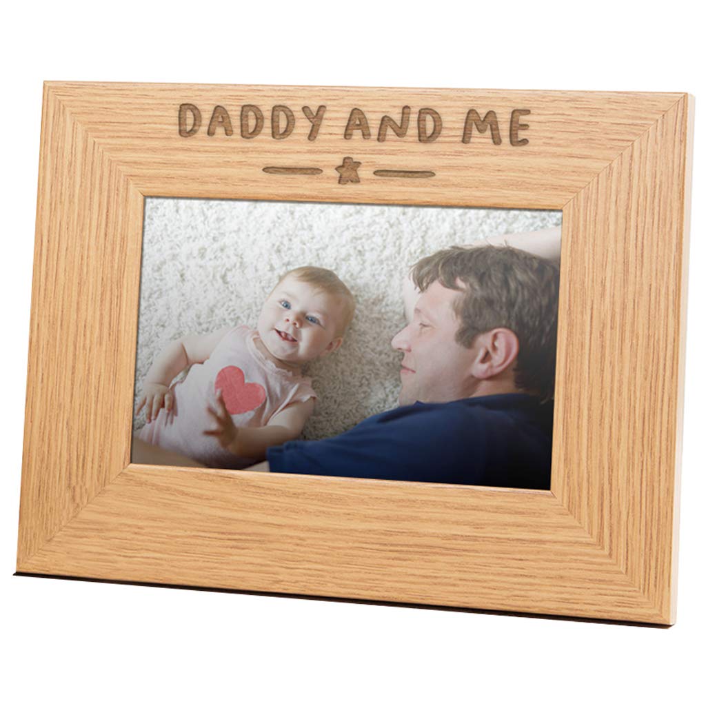 Wooden Engraved Daddy And Me Photo Frame | Daddy Picture Frames | 6x4" Daddy Frame | Daddy And Me Gifts | Daddy Presents From Son Or Daughter