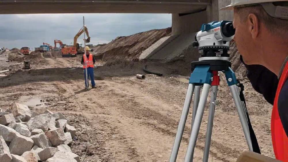 Bosch Professional Nivel Óptico GOL 20 D (aumento 20x, unidad de medida: 360 grados, alcance: hasta 60 m, regla graduada GR 500, trípode BT 160, en maletín de transporte)